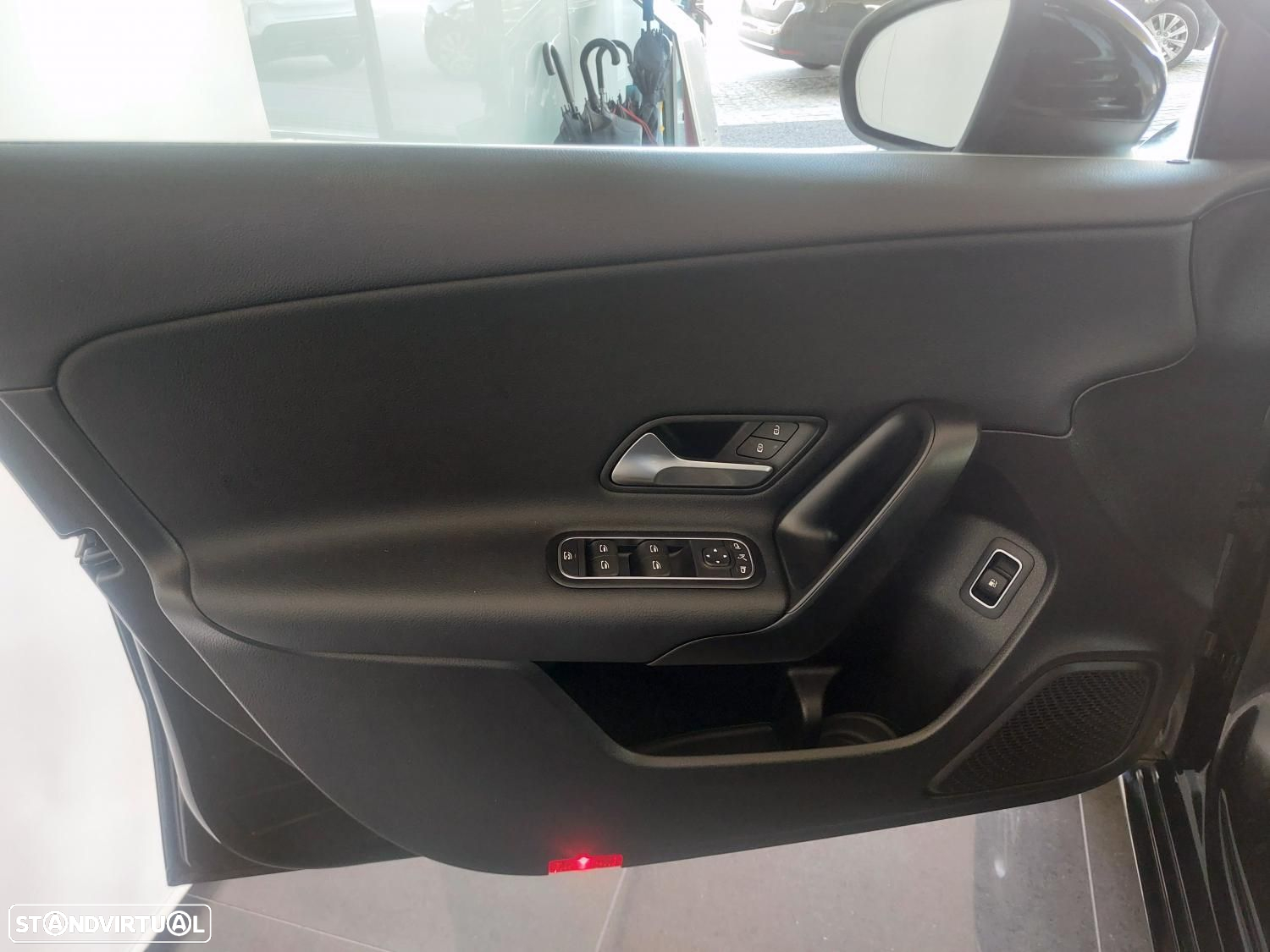 Mercedes-Benz A 250 e Style Plus - 17