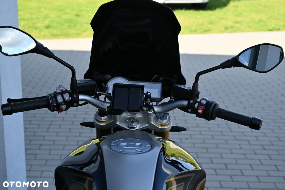 BMW R - 7