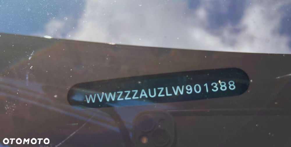 Volkswagen Golf - 21