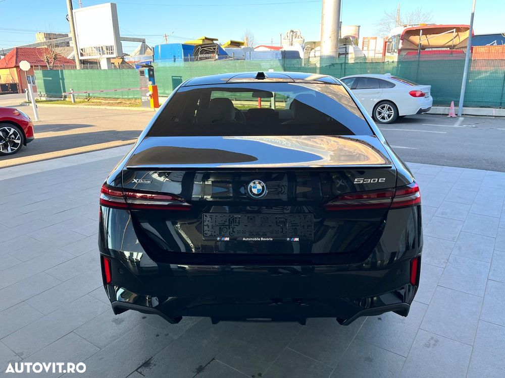 BMW Seria 5 530e xDrive Aut. - 5