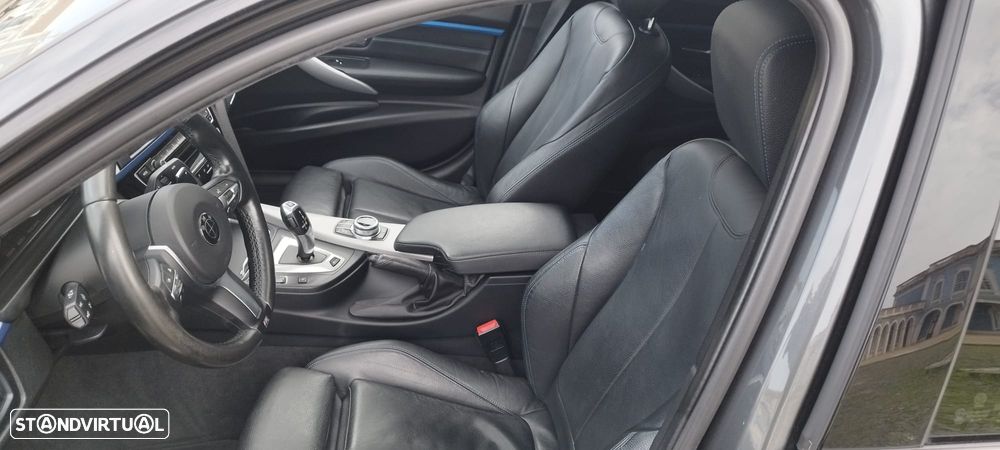 BMW 330 e iPerformance Pack M - 10