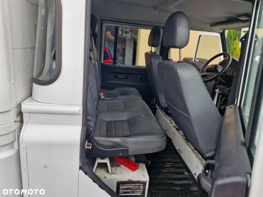 Land Rover Defender 2.2 TD4 E - 15