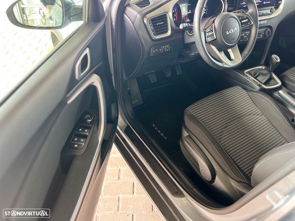 Kia XCeed 1.0 T-GDI Dynamic - 8