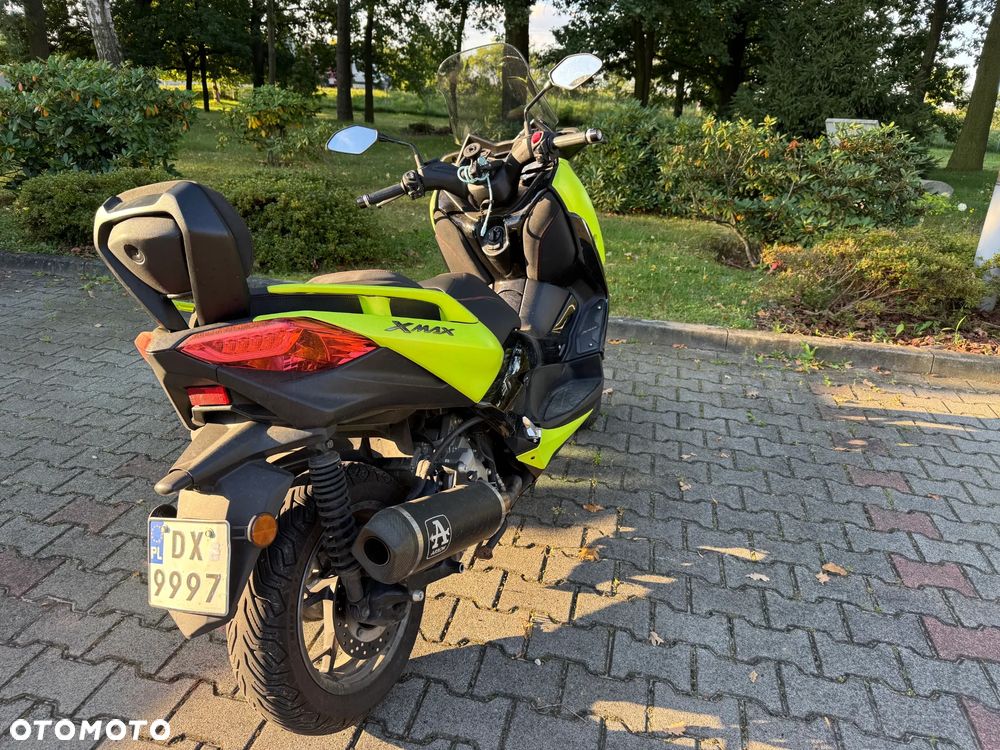 Yamaha X-max - 4