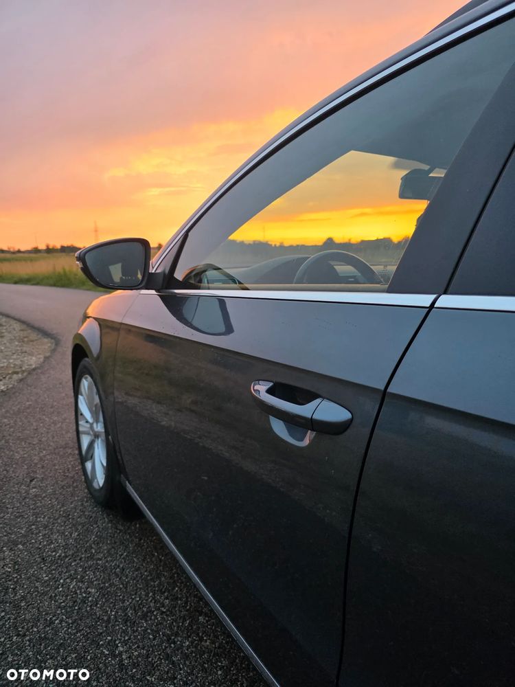 Volkswagen Passat 2.0 TDI DPF Comfortline DSG - 7