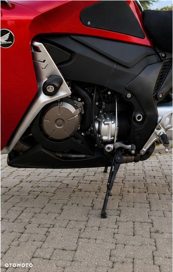 Honda VFR - 5