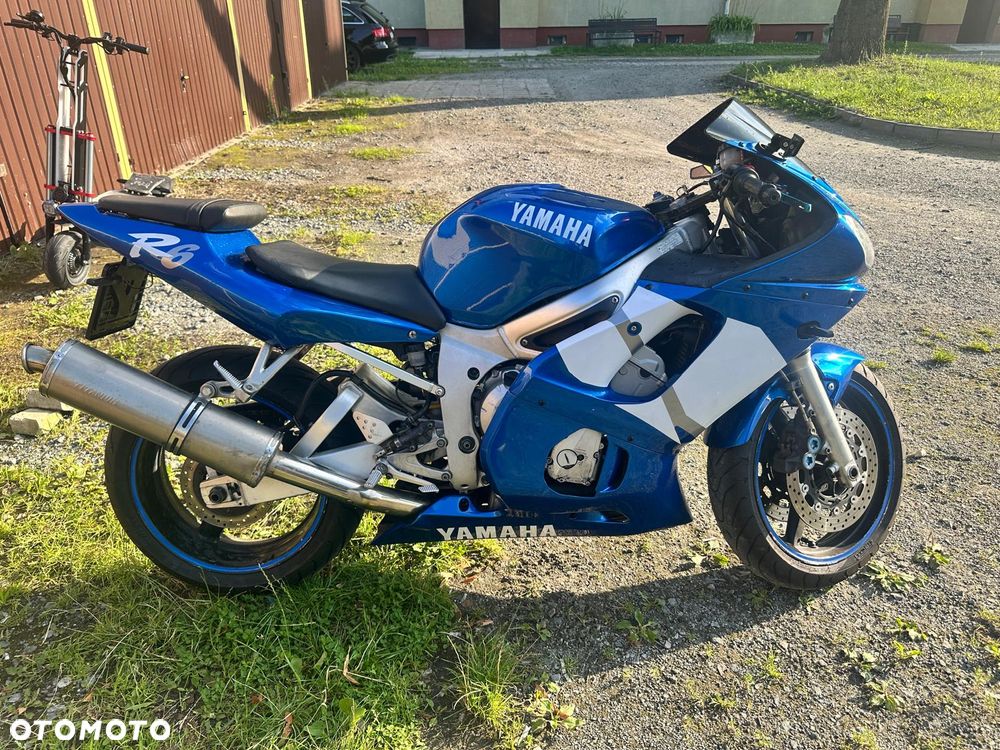 Yamaha R6 - 2