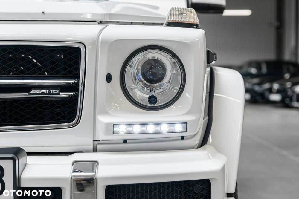 Mercedes-Benz Klasa G AMG 63 AMG SPEEDSHIFT 7G-TRONIC - 14