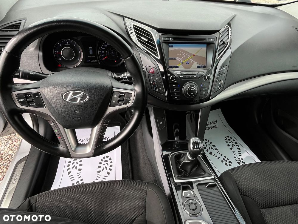 Hyundai i40 Kombi 1.7 CRDi Premium - 11