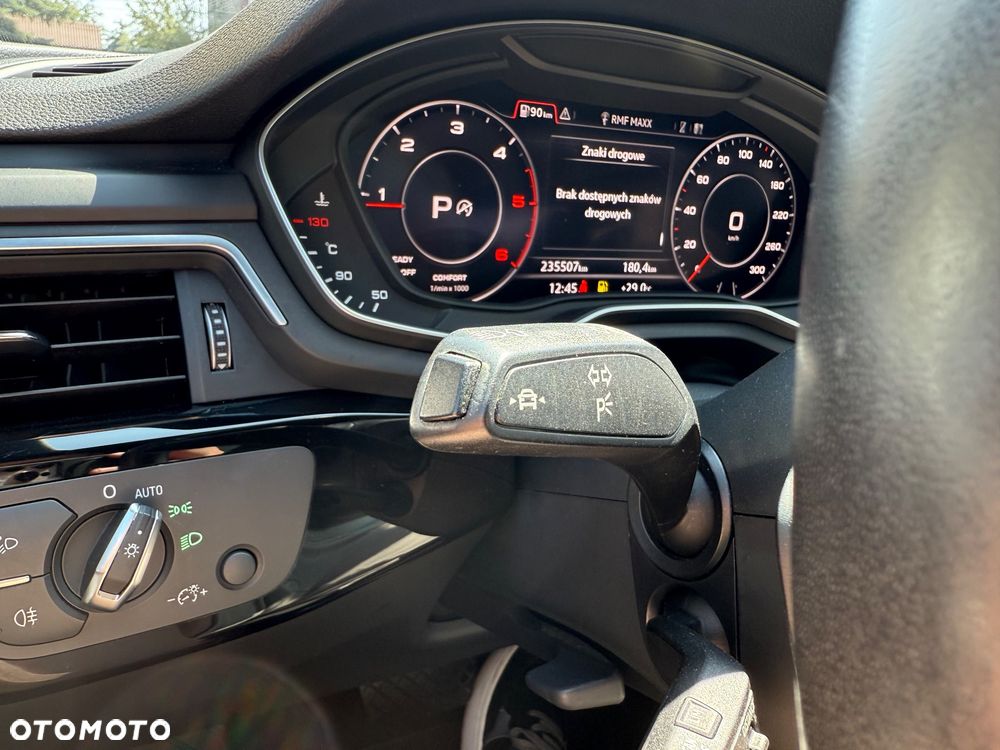 Audi A4 ver-2-0-tdi-s-tronic-sport - 26