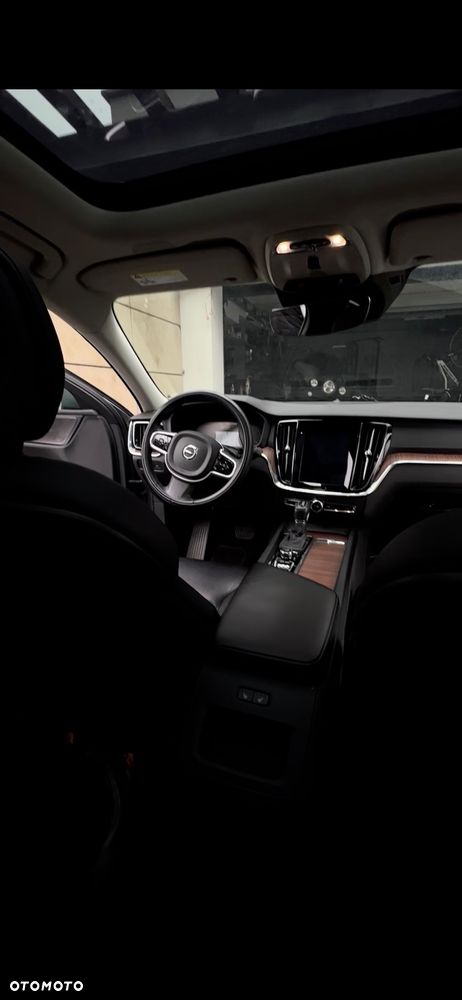 Volvo S60 T6 AWD Momentum Pro - 11