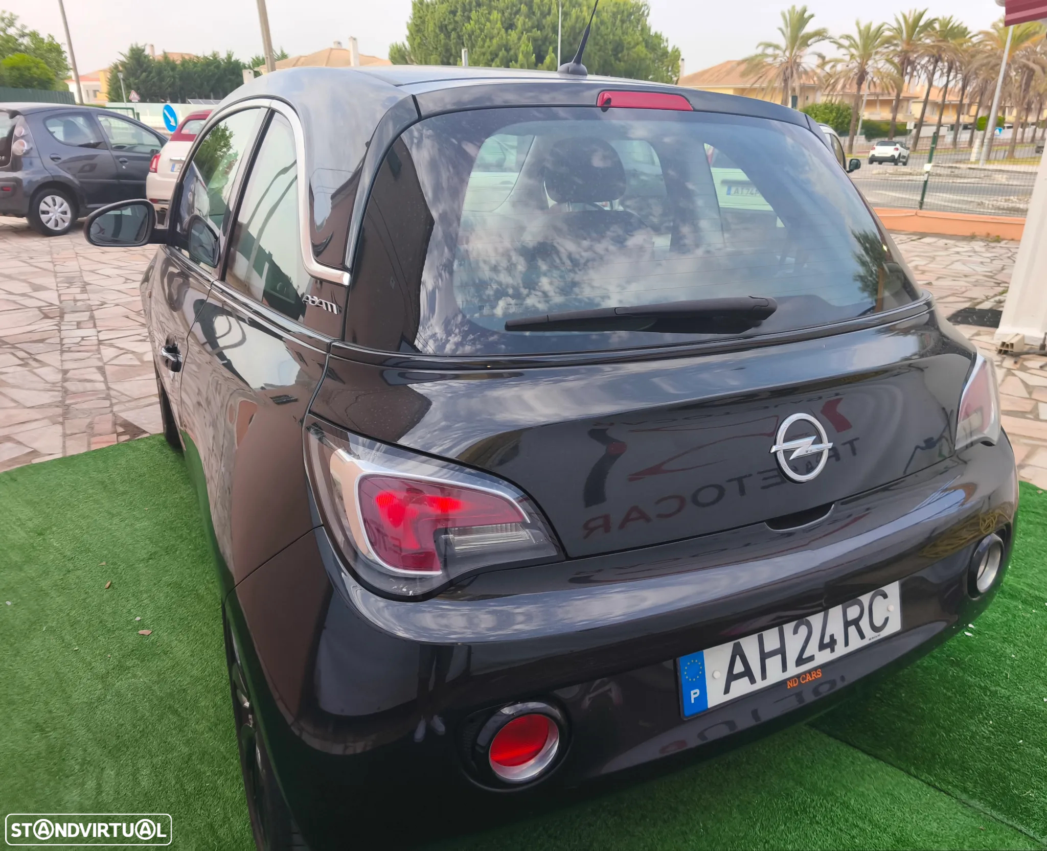 Opel Adam 1.2 ecoFLEX S&S Black Link - 20