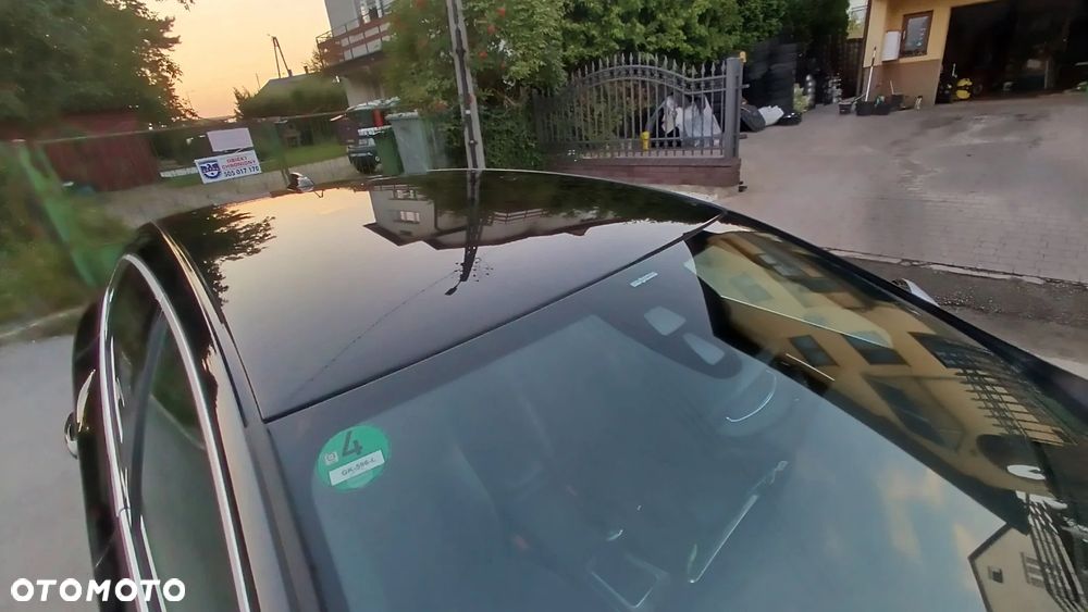 Volvo V40 D2 R-Design - 26