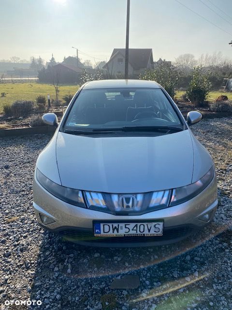 Honda Civic 1.8 Executive - 3