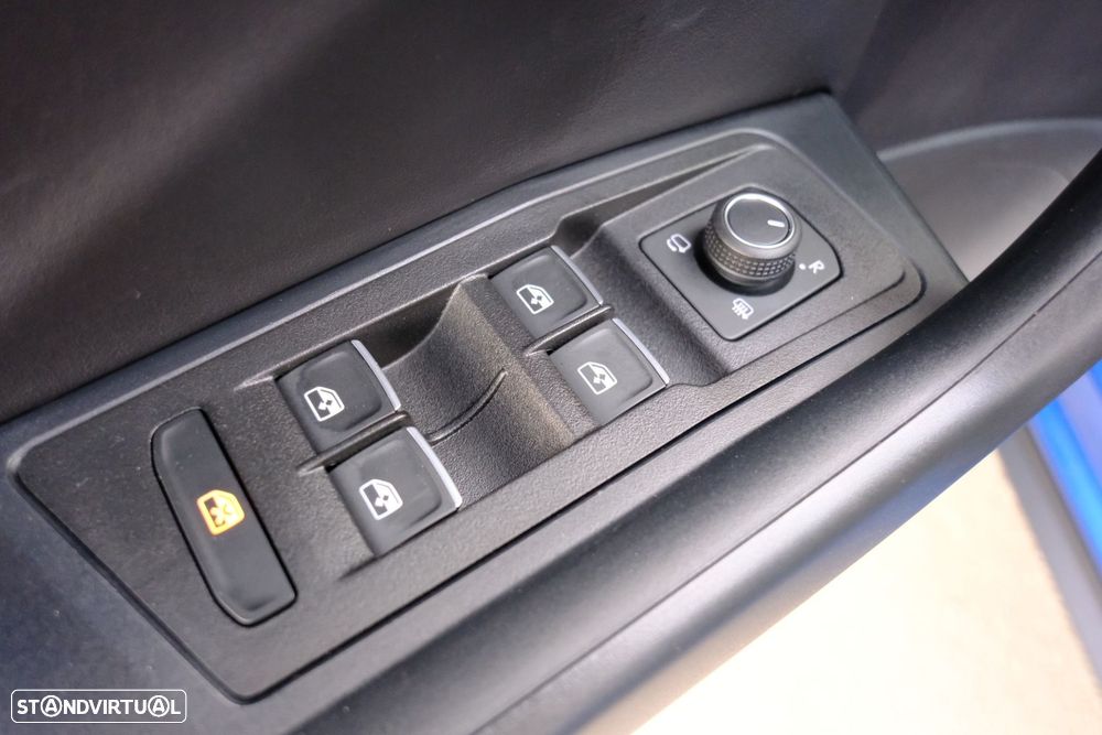 VW T-Roc 1.5 TSI Black Style DSG - 37