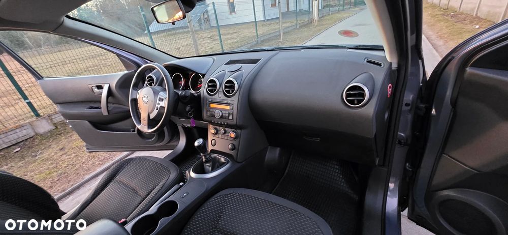 Nissan Qashqai+2 - 16