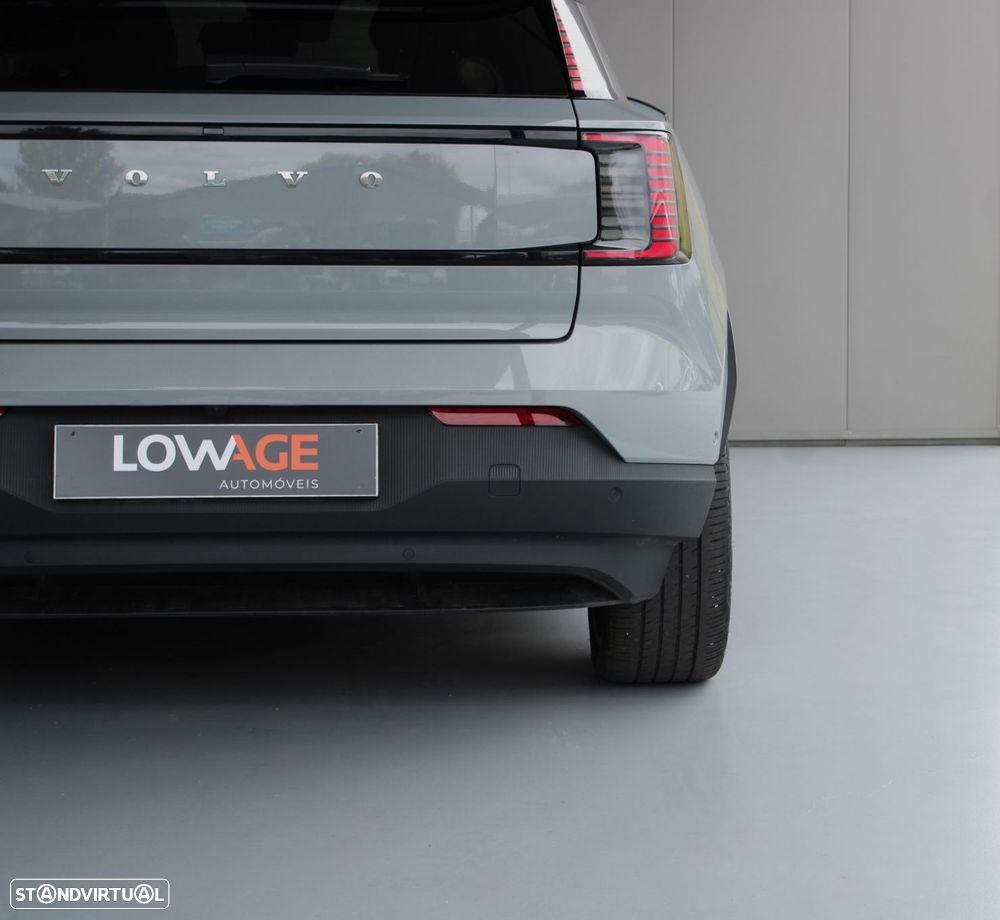Volvo EX30 Twin Motor Performance AWD Ultra - 12