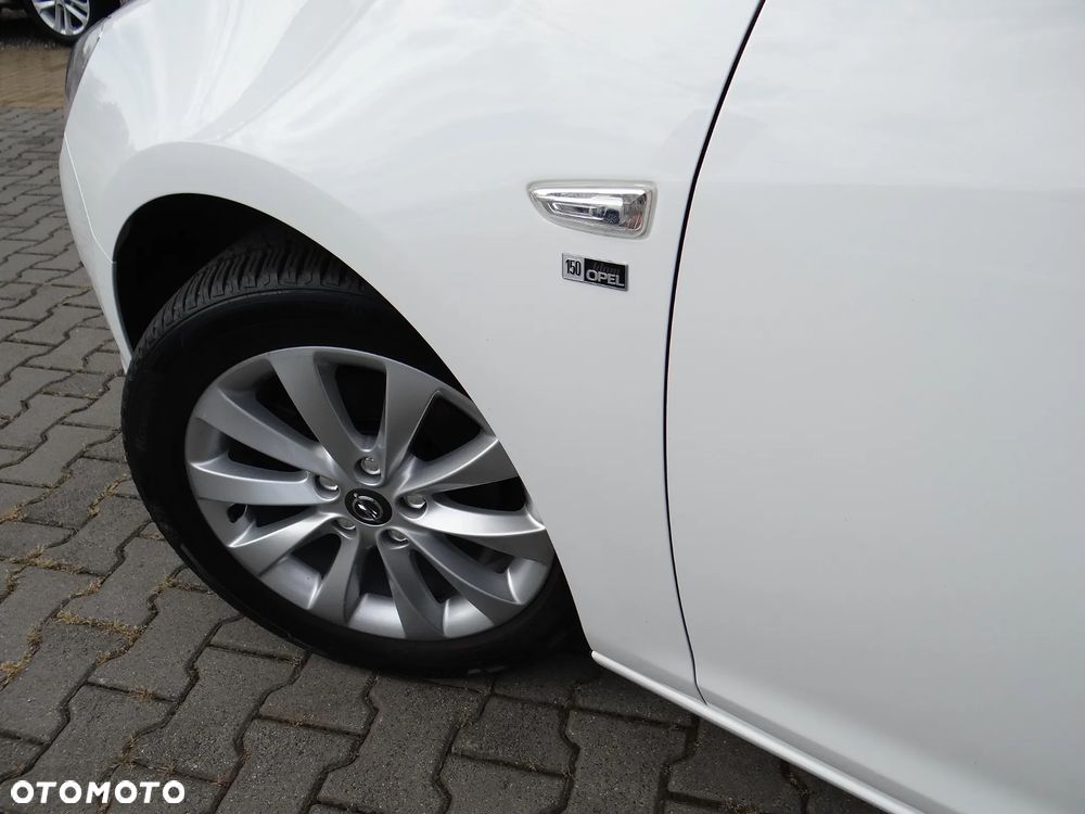 Opel Astra - 8