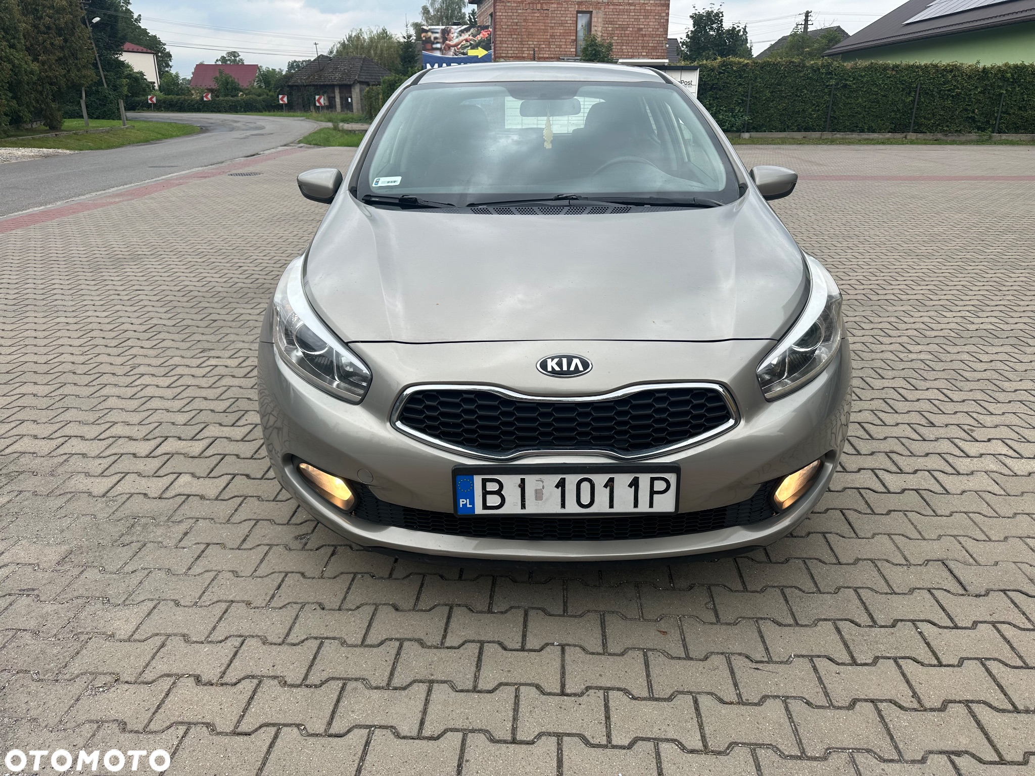 Kia Ceed - 10
