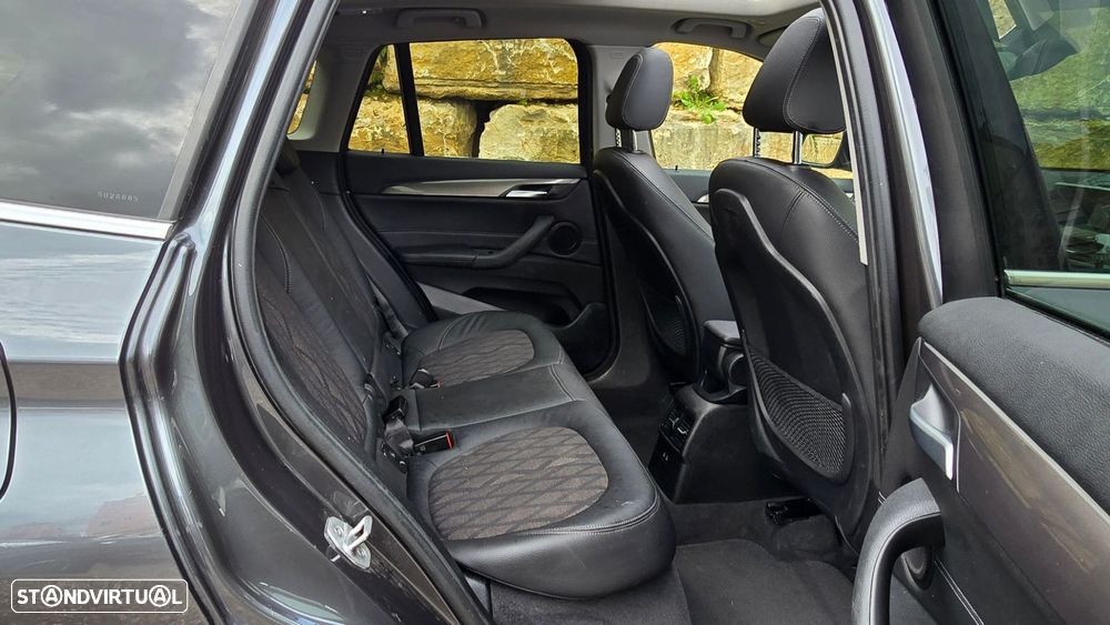 BMW X1 25 e xDrive xLine - 46