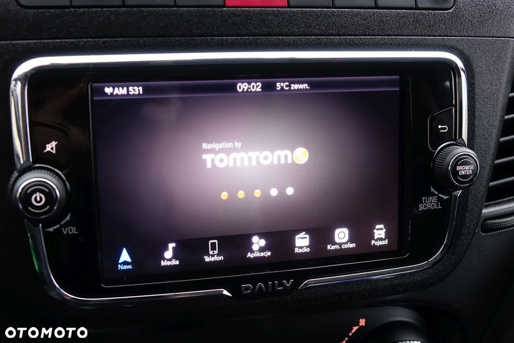 Iveco DAILY 35S18 / FURGON / BLASZAK / L4H2 / 3.0 / 180 KM / NAVI / KAMERA / - 24