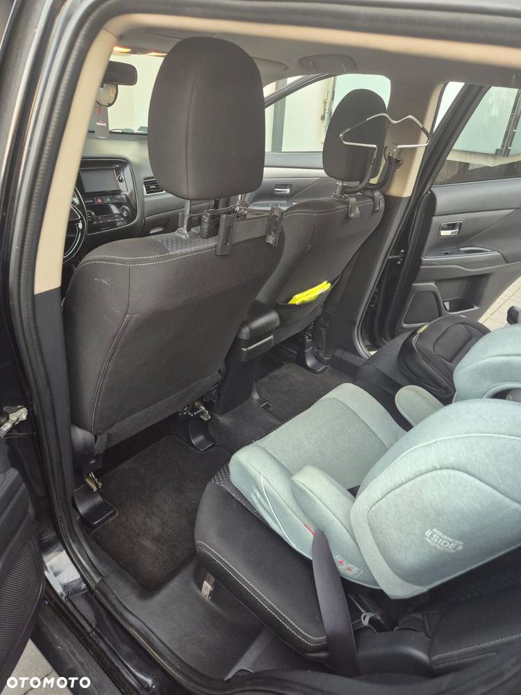 Mitsubishi Outlander 2.4 SE CVT - 6