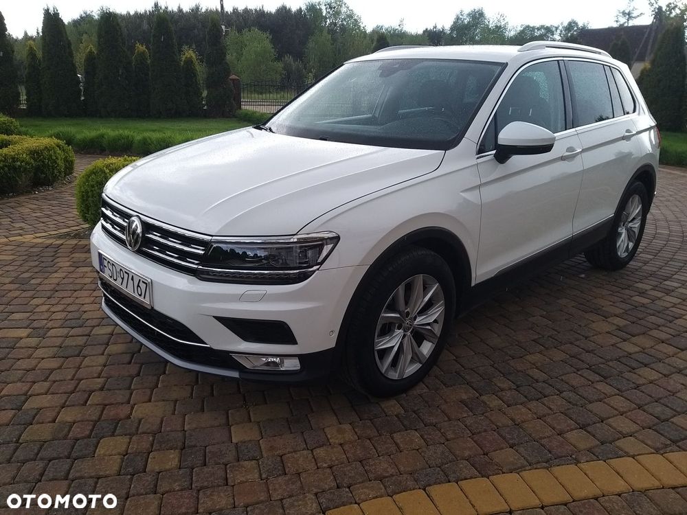 Volkswagen Tiguan - 1