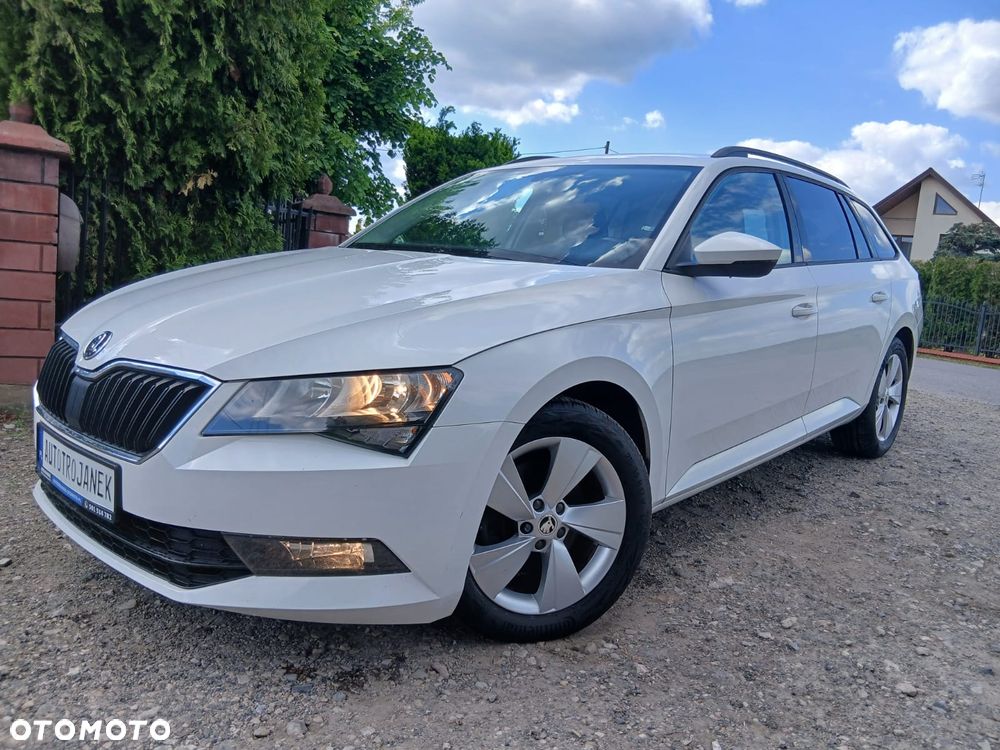Skoda Superb 1.6 TDI Style - 11