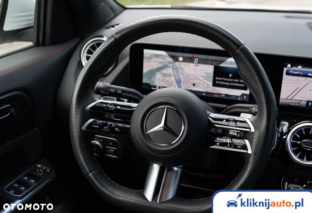 Mercedes-Benz GLA 200 AMG Line - 8