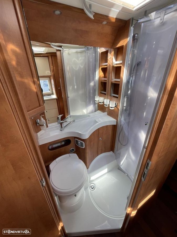 Carthago C-Tourer Camas gémeas e basculante - 7