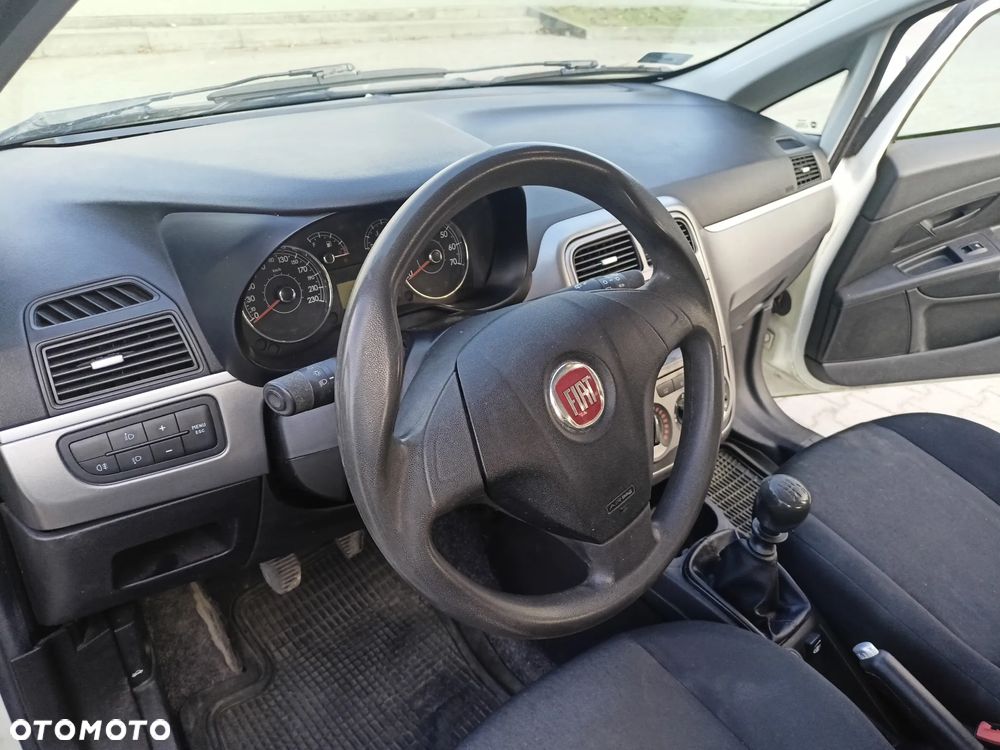 Fiat Punto 1.4 Estiva S&S - 14