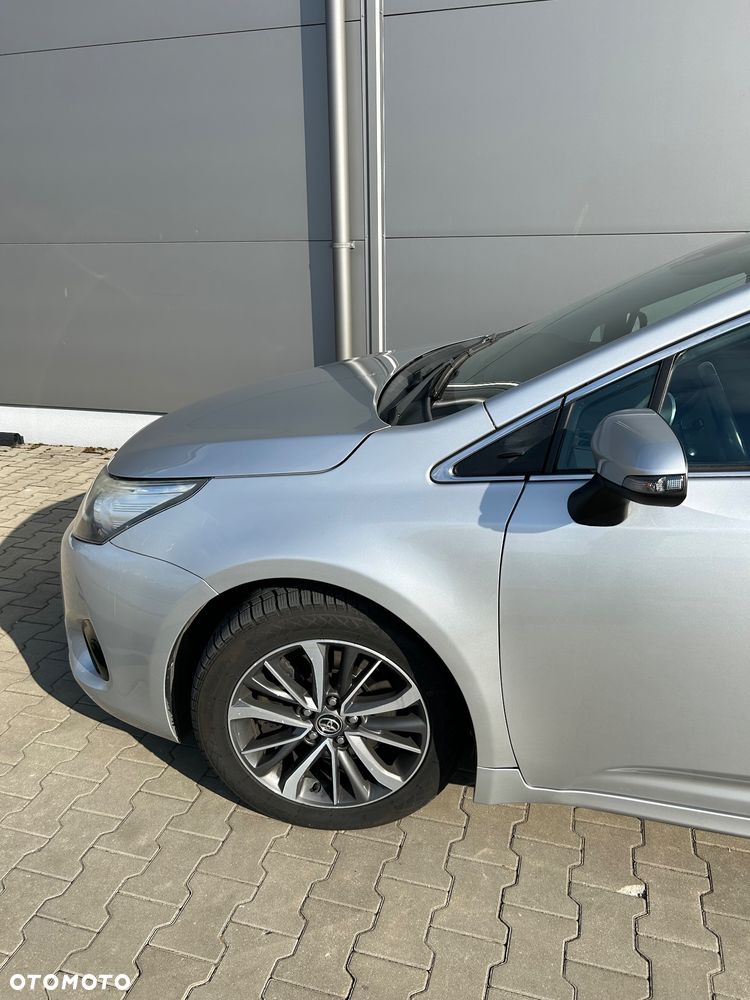 Toyota Avensis - 3