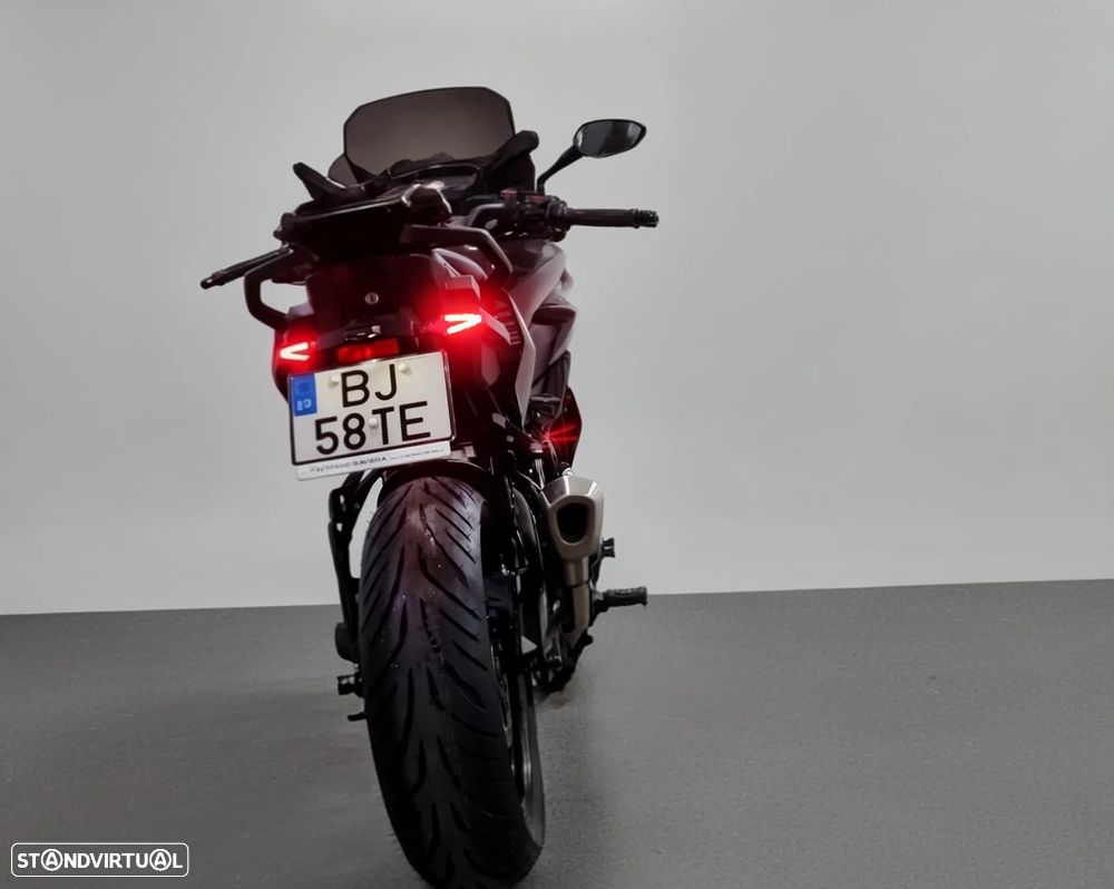 BMW S 1000 XR Triple Black - 9