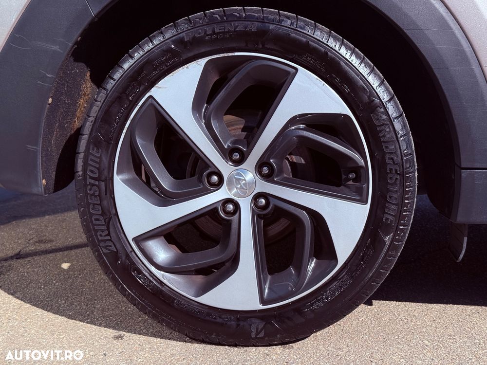 Hyundai Tucson - 30