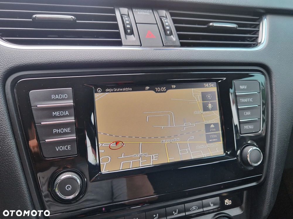 Skoda Octavia 2.0 TDI DSG Style - 20