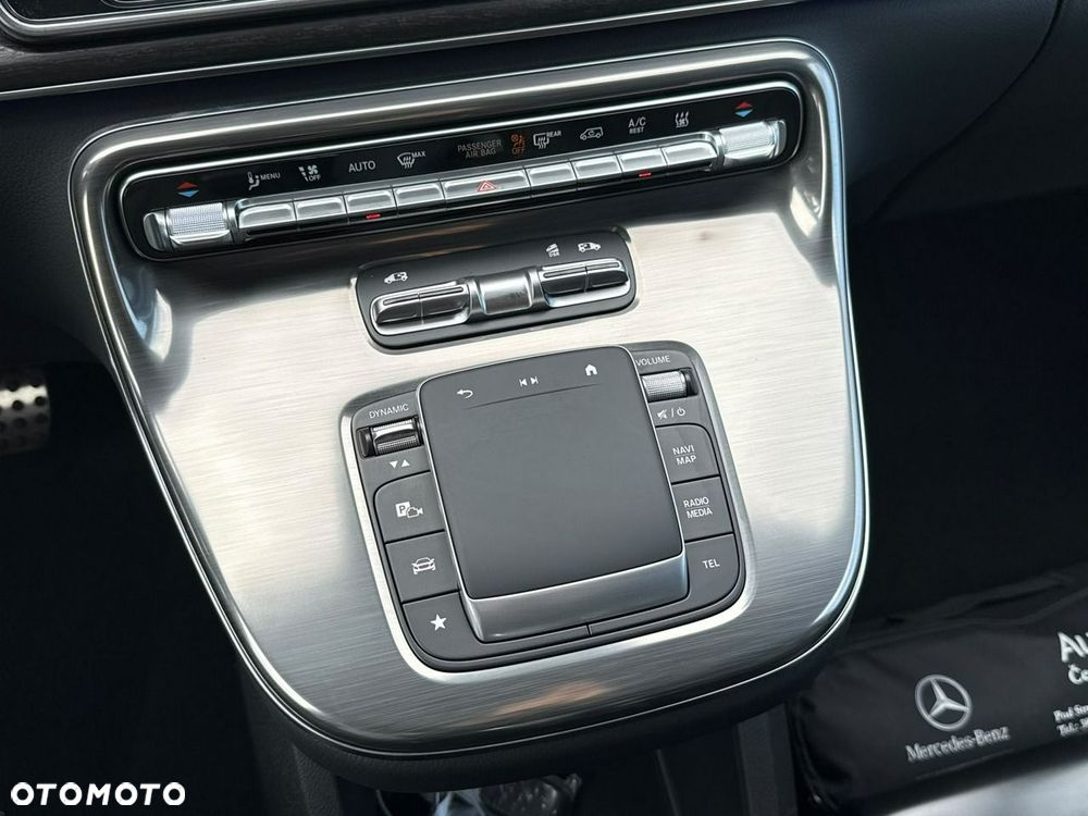 Mercedes-Benz Klasa V 300 d extralang 4Matic 9G-TRONIC Exclusive - 33