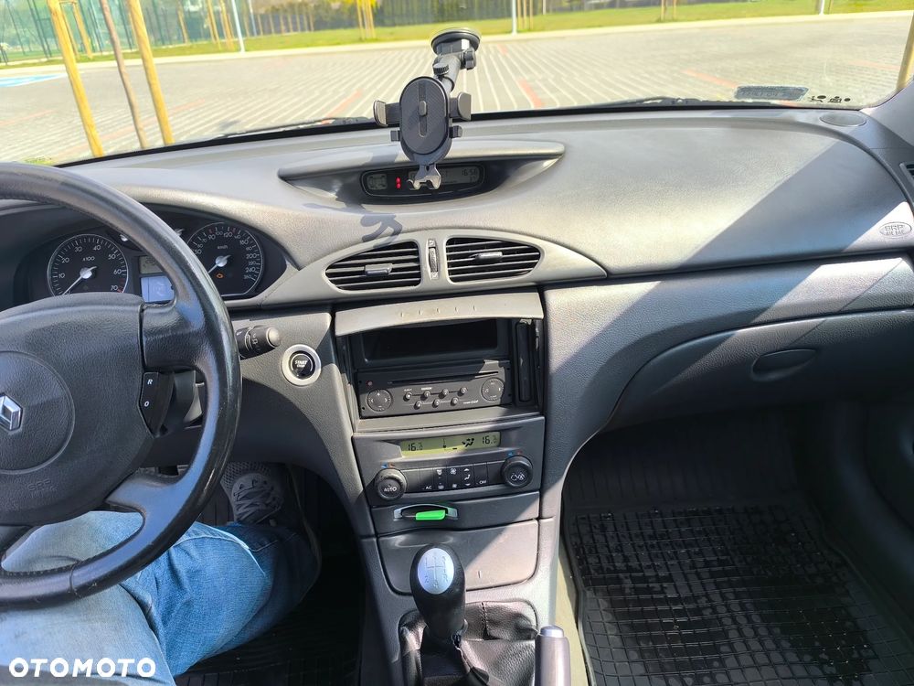 Renault Laguna - 12