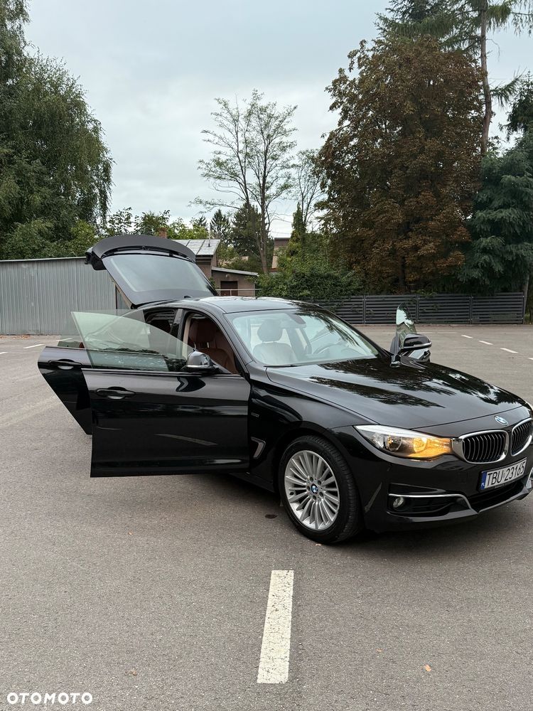 BMW Seria 3 318d Luxury Line - 10