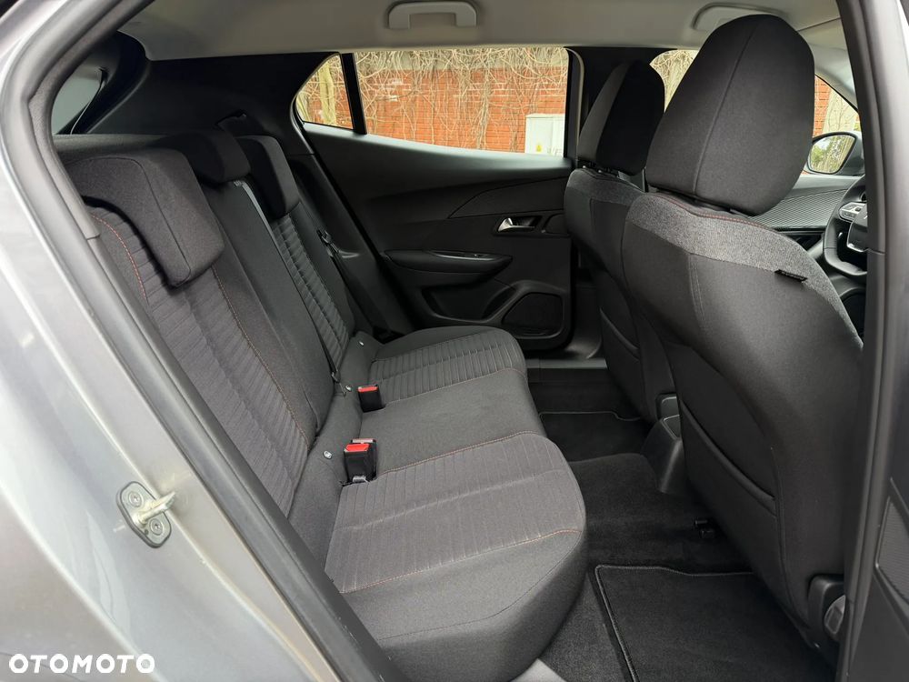 Peugeot 2008 PureTech 130 EAT8 Active - 34