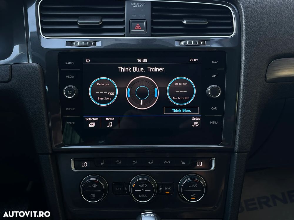 Volkswagen Golf 1.6 TDI (BlueMotion Technology) DSG Comfortline - 23