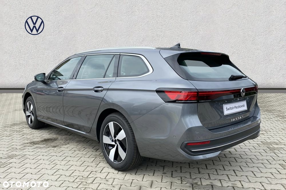 Volkswagen Passat Variant 2.0 TDI SCR Business Plus DSG - 4