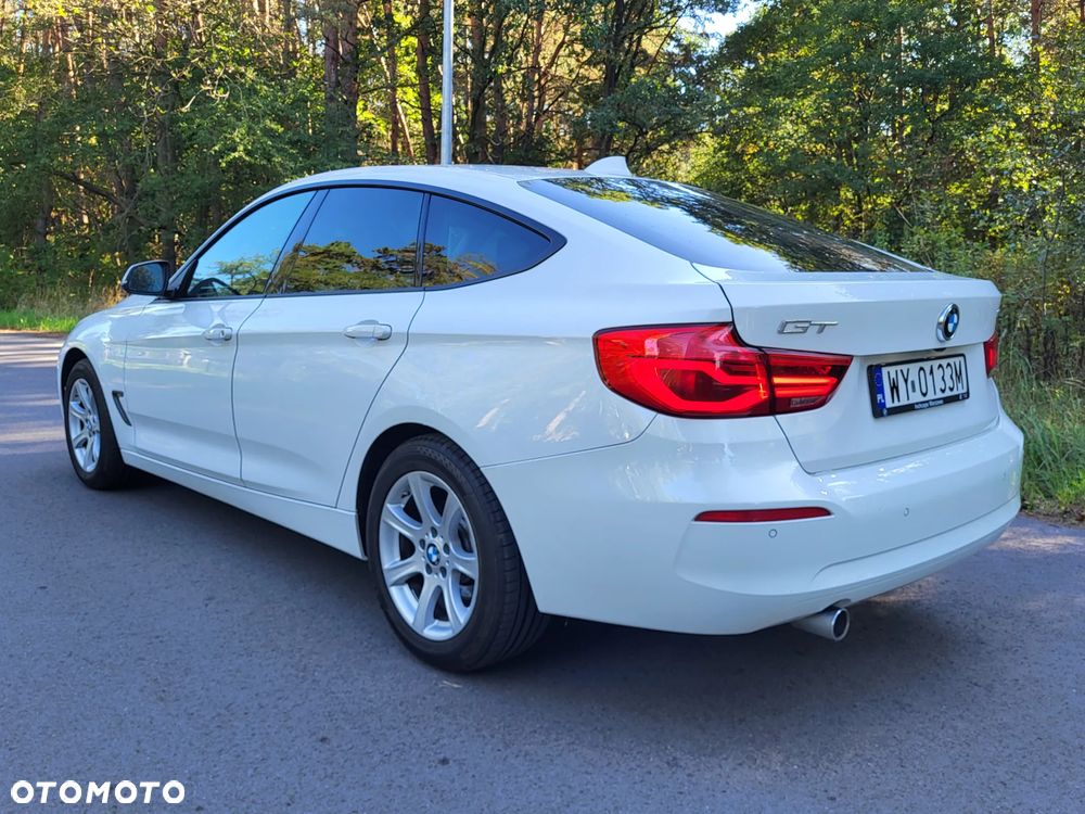 BMW Seria 3 318d Business Edition - 4