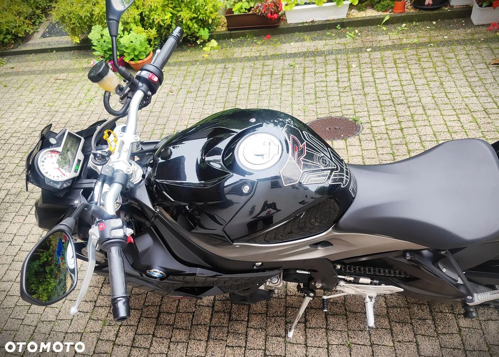 BMW S - 29
