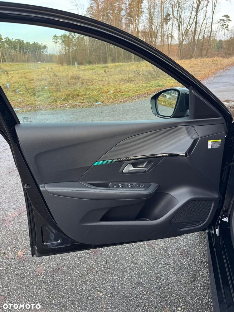Peugeot 208 1.2 PureTech Active S&S EAT8 - 7