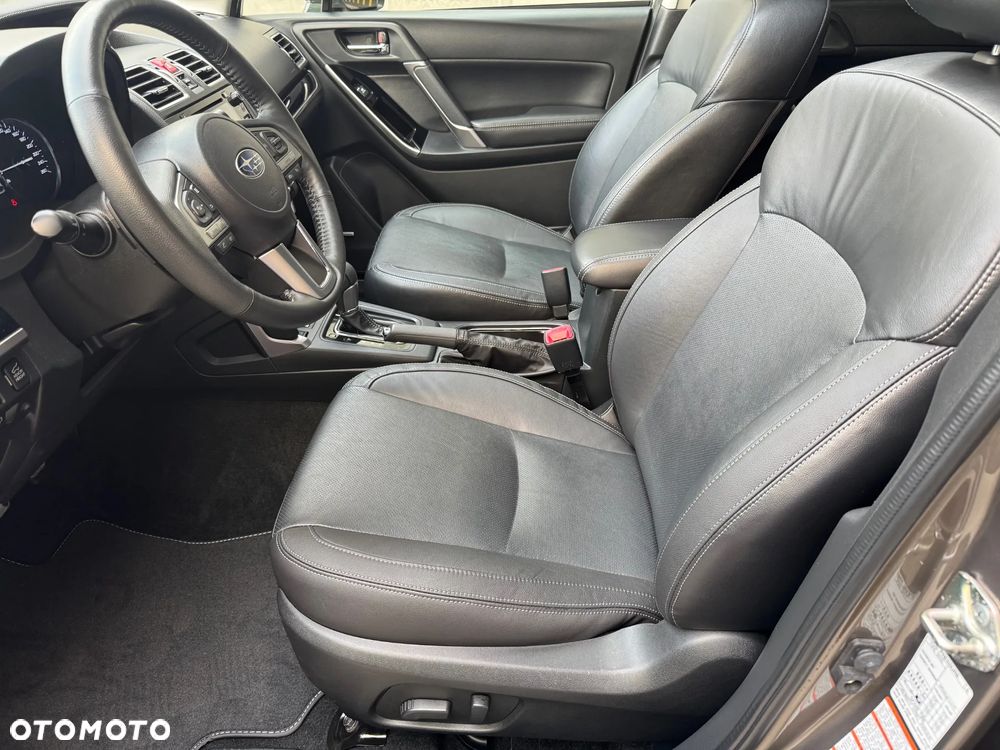 Subaru Forester 2.0 XT Sport Lineartronic - 15