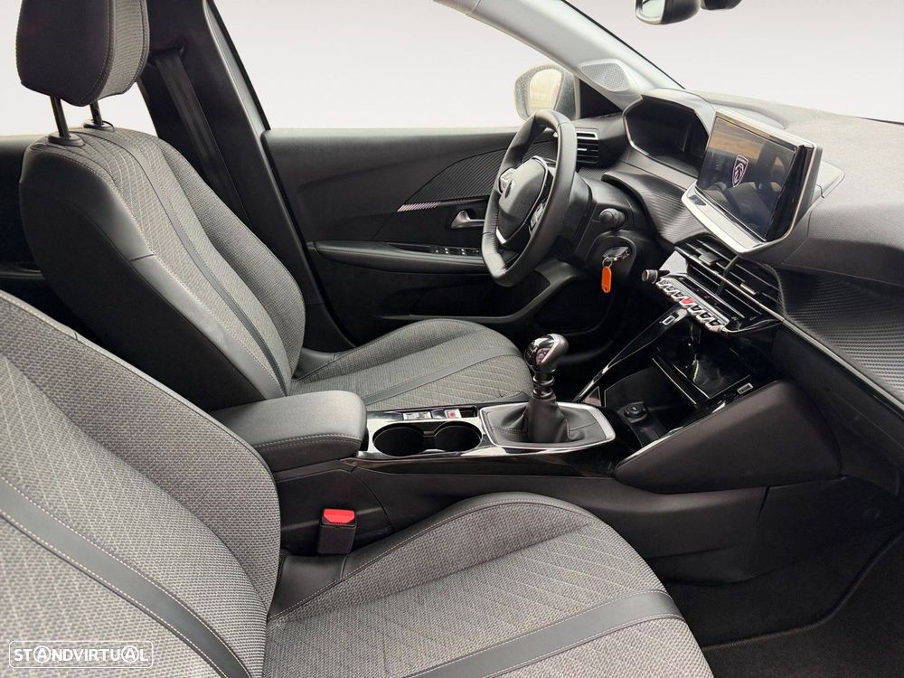 Peugeot 208 1.2 PureTech Allure - 15