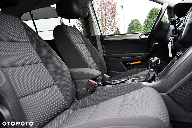 Volkswagen Touran 2.0 TDI BMT Highline DSG - 25