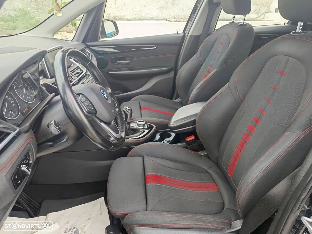 BMW 218 Active Tourer - 8