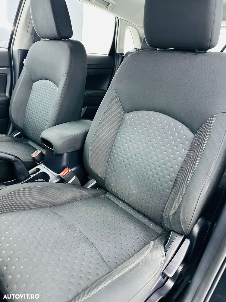 Mitsubishi ASX 1.6 2WD Intense - 12