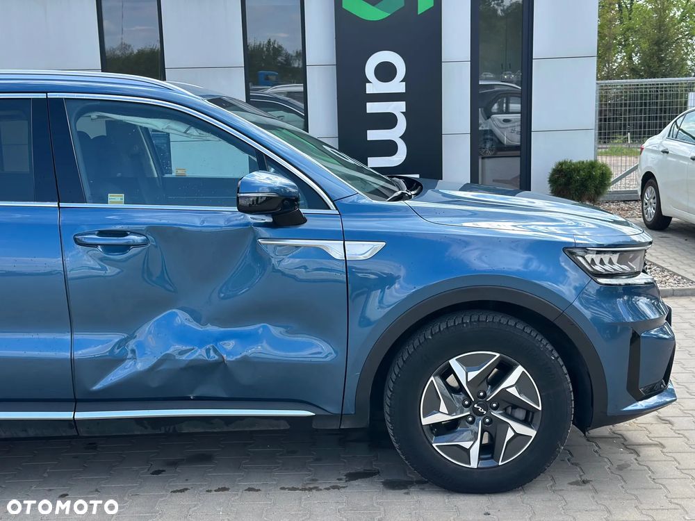Kia Sorento - 4